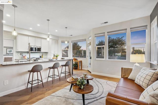 3 Harbor View Dr, Richmond CA: https://media.crmls.org/mediaz/39cca1e2-44c0-4c8b-bc12-7906686e11f4.jpg