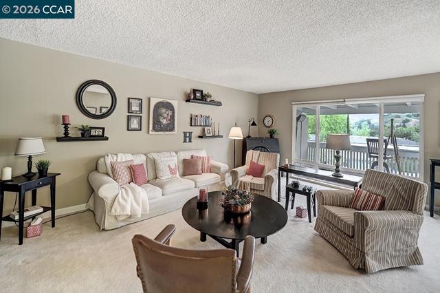 1301 Leisure Ln, Walnut Creek CA: https://media.crmls.org/mediaz/39cca7d1-db21-408a-8226-d1bb3f9374bc.jpg