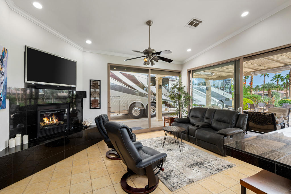 MLS #219139254DA image #21