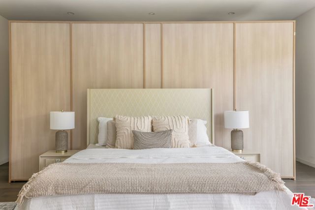 12443 W Sunset Boulevard, Los Angeles CA: https://media.crmls.org/mediaz/39cda9c4-d63d-4b35-bc23-11661f9a25d8.jpg