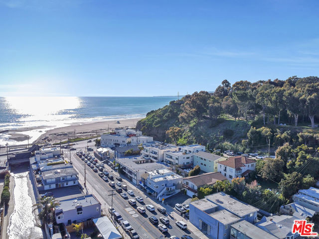 Drew Fenton | 153 W Channel Road Santa Monica CA | MLS: 7020030