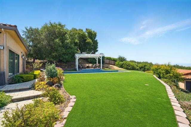 12252 Menalto Drive, Los Altos Hills CA: https://media.crmls.org/mediaz/39cee3da-bf66-4b18-8694-47bbd8c2f96f.jpg