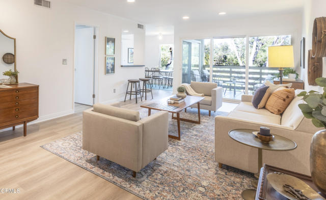 Detail Gallery Image 1 of 1 For 1720 Mission St #17,  South Pasadena,  CA 91030 - 3 Beds | 2 Baths