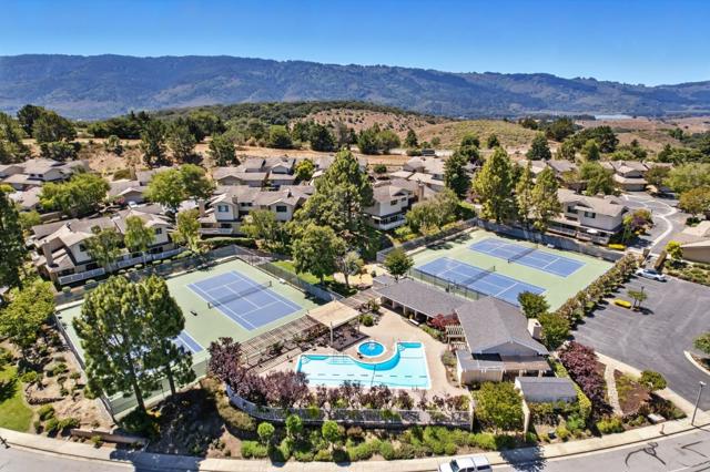 9 Lilly Lane, San Carlos CA: https://media.crmls.org/mediaz/39cf9944-e16a-4b60-8e3e-e9c53fa5ea4c.jpg