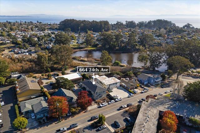 664 24th Avenue, Santa Cruz CA: https://media.crmls.org/mediaz/39d03c02-de17-4759-989c-bb2e9b919093.jpg