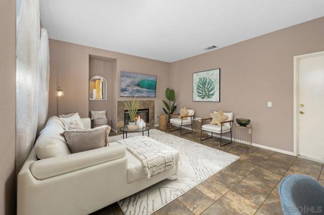 2975 River Shadow Ct, Alpine CA: https://media.crmls.org/mediaz/39d058a8-f8dc-466f-abf5-d465f5d66448.jpg