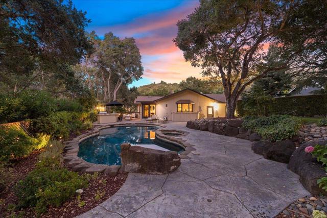 105 Vista Del Prado, Los Gatos CA: https://media.crmls.org/mediaz/39d24c10-2db9-446c-a6cc-8be8b0cab58e.jpg