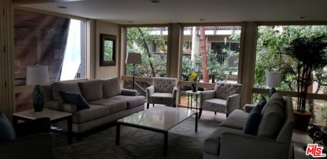 8316 Raintree Circle, Culver City CA: https://media.crmls.org/mediaz/39d3464a-57bf-43dd-9dd6-db29a4ceaa02.jpg