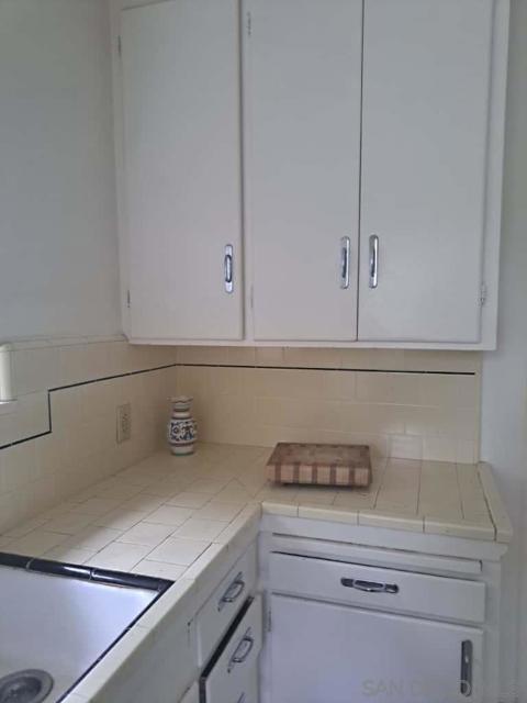 33 35 George St, San Jose CA: https://media.crmls.org/mediaz/39d3dd73-96bc-4ef9-9cd4-e2c8d8c1ce38.jpg
