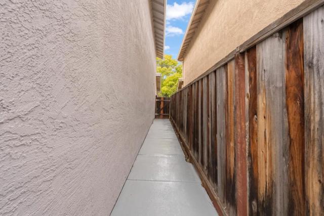5291 Mill Creek Lane, San Jose CA: https://media.crmls.org/mediaz/39d45994-083f-479a-8036-ca3589ba8e07.jpg