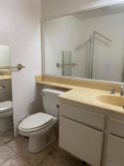 6815 Caminito Mundo, San Diego CA: https://media.crmls.org/mediaz/39d4b65d-39ff-491d-9f2c-0eee6e16ae65.jpg