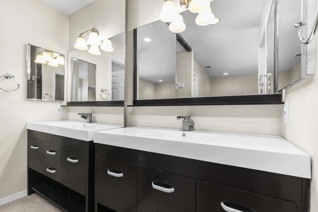 Detail Gallery Image 30 of 45 For 3688 Cactusview Dr., San Diego,  CA 92105 - 3 Beds | 3 Baths