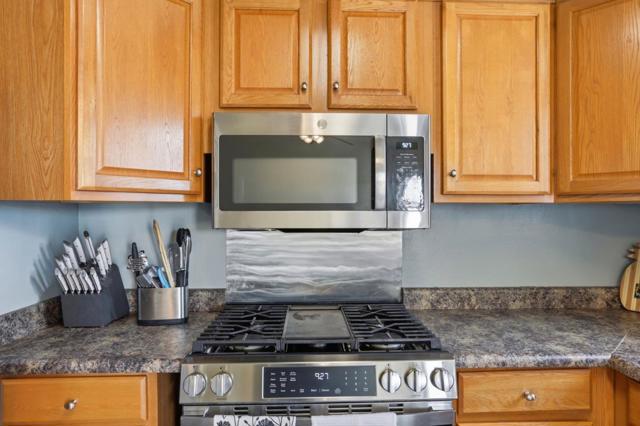 2048 Southwood Drive, Vacaville CA: https://media.crmls.org/mediaz/39d61af0-a0ff-462f-a9e2-cc5b5d8a369e.jpg