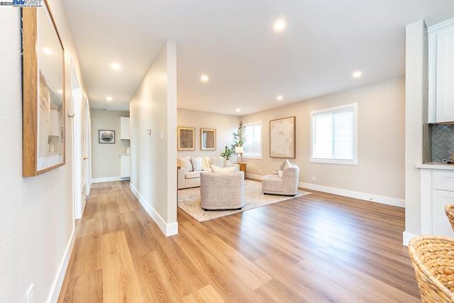 41327 Erma Ave, Fremont CA: https://media.crmls.org/mediaz/39d7828e-92be-4c1d-a4cd-3689fea78b9a.jpg