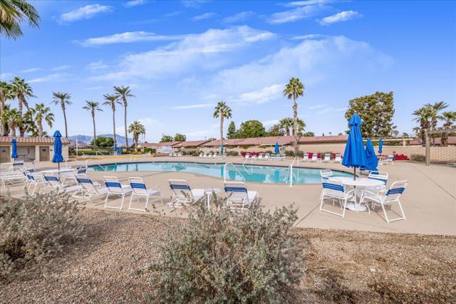 49645 Redford Way, Indio CA: https://media.crmls.org/mediaz/39d7a9f8-40d9-4554-86fb-3675cb5a7537.jpg
