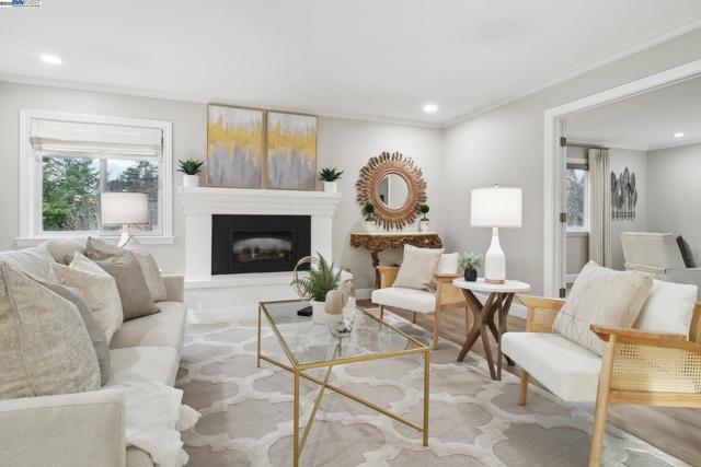 484 El Pintado Rd, Danville CA: https://media.crmls.org/mediaz/39d7f3bf-af70-48b0-b017-331ae0def300.jpg