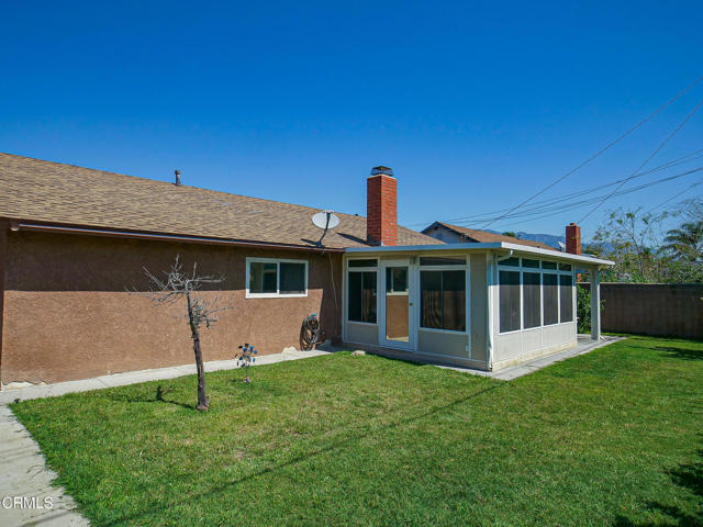 752 Fillmore Street, Santa Paula CA: https://media.crmls.org/mediaz/39d81615-cdae-4c93-b6a2-a6a32978e0b4.jpg