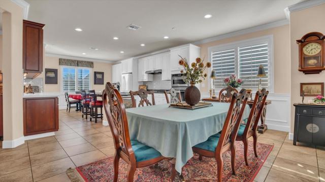 1467 Chestnut Hill Drive, Manteca CA: https://media.crmls.org/mediaz/39d8fb19-e7af-485b-b937-a6d3d9cb2092.jpg