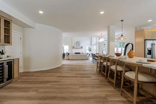 4436 Heritage Glen, San Diego CA: https://media.crmls.org/mediaz/39da2ea2-1584-4c18-b9e4-a678eba5d14c.jpg