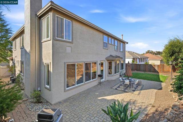 Image 42 of 59 For 868 Deer Spring Cir