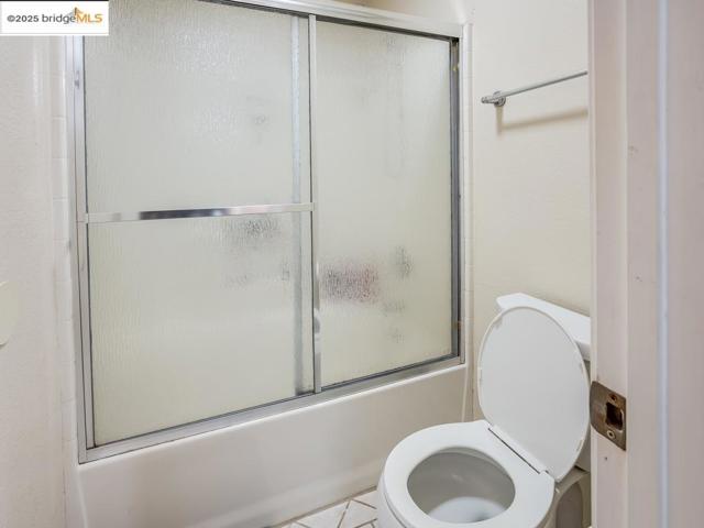 656 Miller Dr, Oakley CA: https://media.crmls.org/mediaz/39db75f6-3e8e-4fec-bdef-b5ef15c4803f.jpg