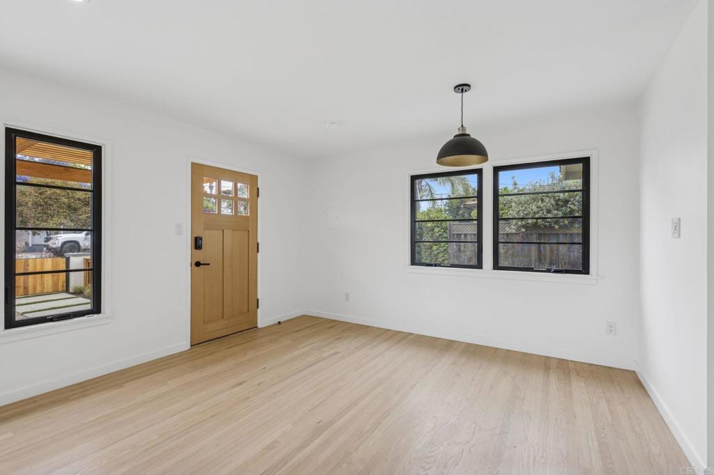 1061 Buena Vista Way - photo 11