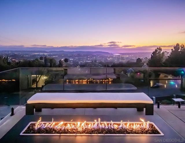 3240 Piragua St, Carlsbad CA: https://media.crmls.org/mediaz/39dc0334-34fc-4455-b28d-327233cb2c69.jpg