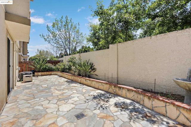 5736 Idlewood Street, Dublin CA: https://media.crmls.org/mediaz/39dc6aa0-b878-4689-9511-d3bf72098b7d.jpg