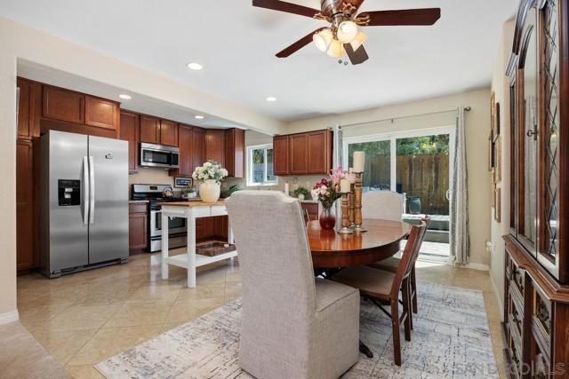 13961 Eastern Street, Poway CA: https://media.crmls.org/mediaz/39dd8587-68ef-4708-a90f-b83ce9ee912f.jpg