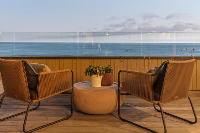 1122 West Cliff Drive, Santa Cruz CA: https://media.crmls.org/mediaz/39ddd003-8f2d-423b-94c7-c63cd7260aa0.jpg