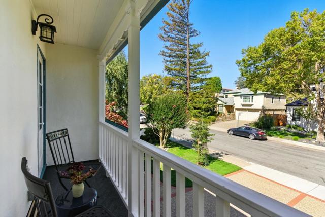 513 Castilian Way, San Mateo CA: https://media.crmls.org/mediaz/39de0446-9a2a-4960-b108-1073e26ce491.jpg