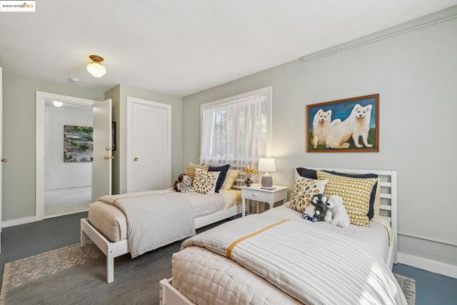 1675 Visalia Ave, Berkeley CA: https://media.crmls.org/mediaz/39df80af-f630-4b4d-b4e6-4905e7bd4deb.jpg