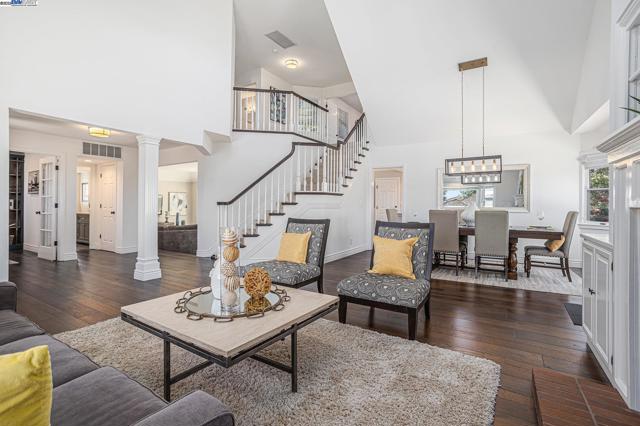 3868 Orion Ct, Pleasanton CA: https://media.crmls.org/mediaz/39dfb34d-d0a7-4ae0-8868-26cdc0a27335.jpg