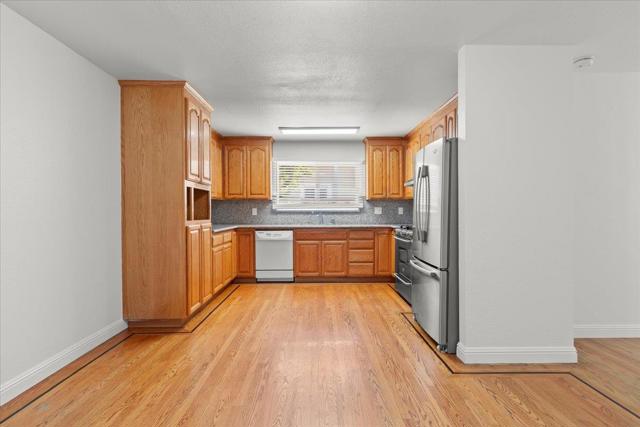1793 H Street, Union City CA: https://media.crmls.org/mediaz/39e150a6-4941-48d8-a0e1-813114701519.jpg