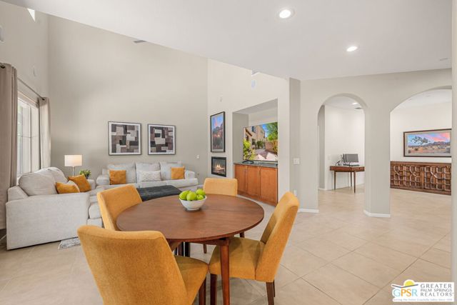 396 Ameno Drive, Palm Springs, CA 92262