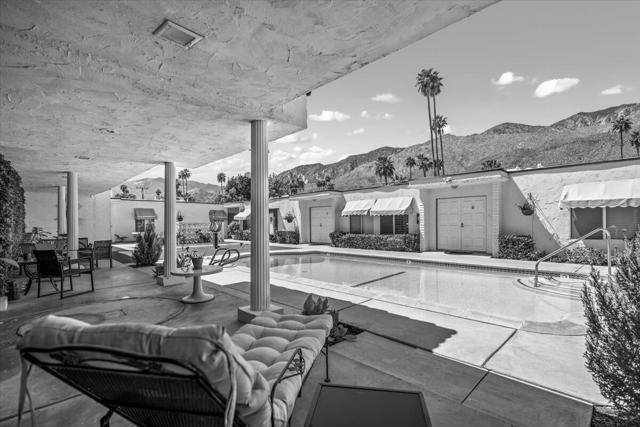 1595 S Indian Trail, Palm Springs CA: https://media.crmls.org/mediaz/39e27bf8-3755-41b6-adfd-8c1dd4009306.jpg