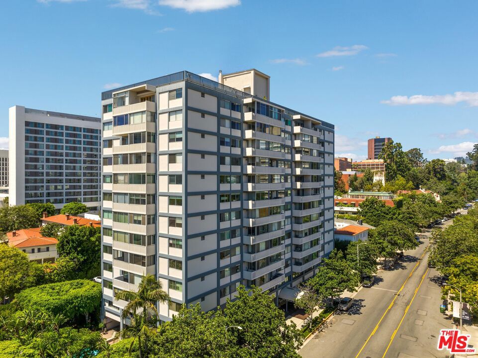 969 Hilgard Avenue #603