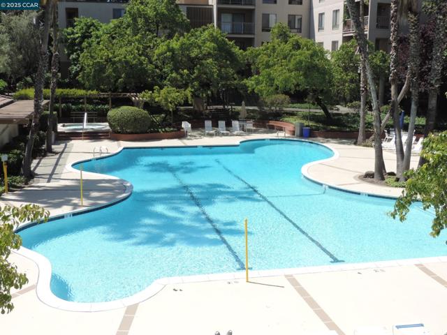 470 N Civic Dr., Walnut Creek CA: https://media.crmls.org/mediaz/39e31f55-0bf5-4b99-bd38-9e474a4f22f5.jpg