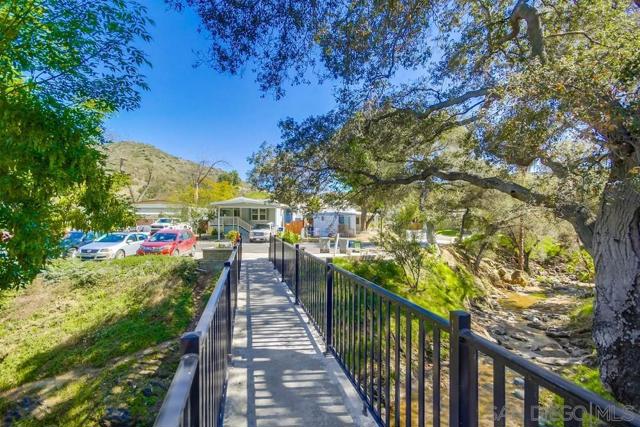 14215 Pecan Park Ln, El Cajon CA: https://media.crmls.org/mediaz/39e33021-52c5-44fe-b962-7ecdc0534a33.jpg
