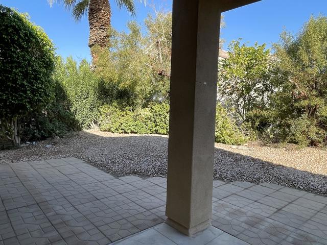 78232 Silver Sage Drive, Palm Desert CA: https://media.crmls.org/mediaz/39e362c7-236f-4986-b491-c9fc052fdd44.jpg