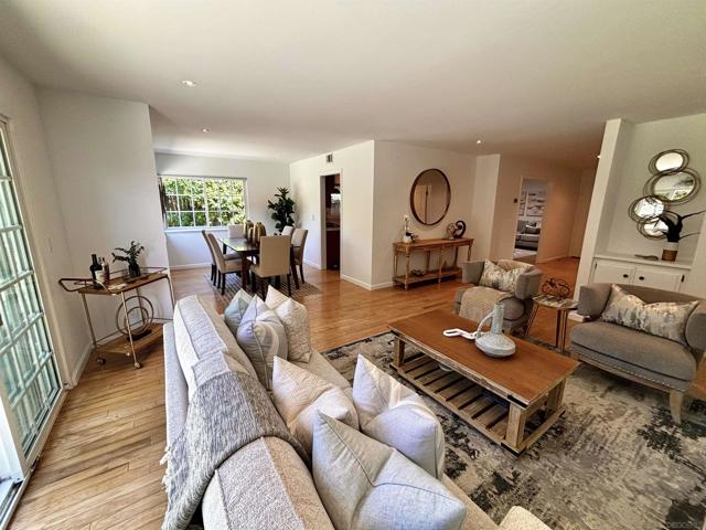 359 W Glenwood Ave, Fullerton CA: https://media.crmls.org/mediaz/39e3a3a9-3af2-4033-a106-433bcafd794d.jpg