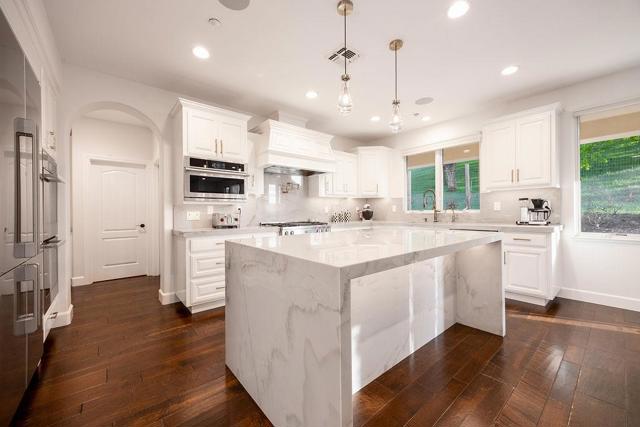 2953 Pebble Beach Circle, Fairfield CA: https://media.crmls.org/mediaz/39e6d0f3-5962-4a31-b47c-237ba8e485d5.jpg
