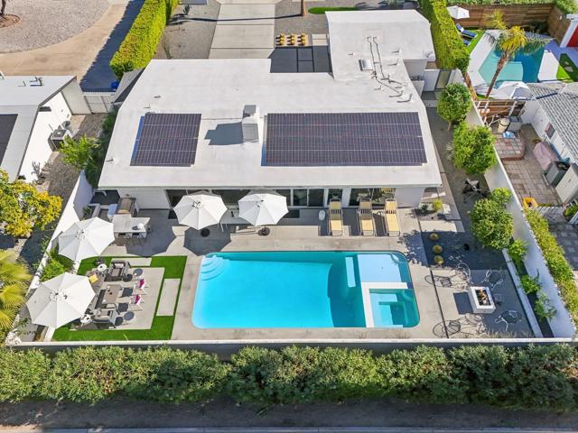 2463 S Broadmoor Drive, Palm Springs CA: https://media.crmls.org/mediaz/39e78f02-839d-40c3-94c3-4411e461e28d.jpg