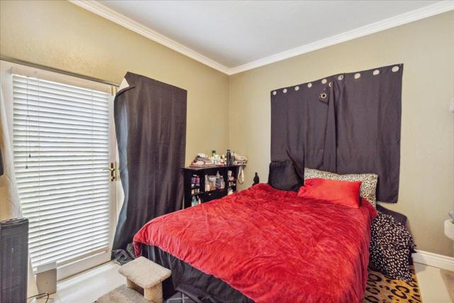 2710 Summerland Road,  CA: https://media.crmls.org/mediaz/39e7df6f-582c-4660-91c5-df02a8504cfe.jpg