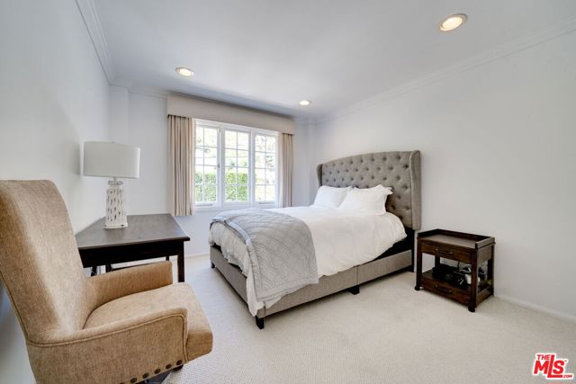 2628 MANDEVILLE CANYON Road, Los Angeles CA: https://media.crmls.org/mediaz/39e858c0-1d37-4cbd-9ba9-522d4698cdb1.jpg