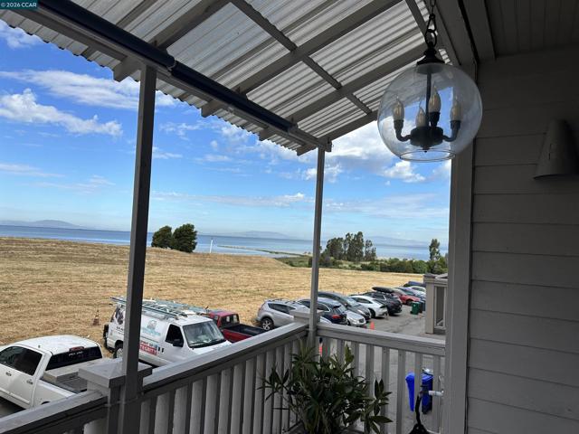 Image 29 of 30 For 2144 Railroad Ave