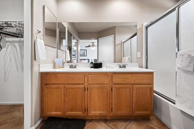 Image 16 of 27 For 83375 Caribe Avenue