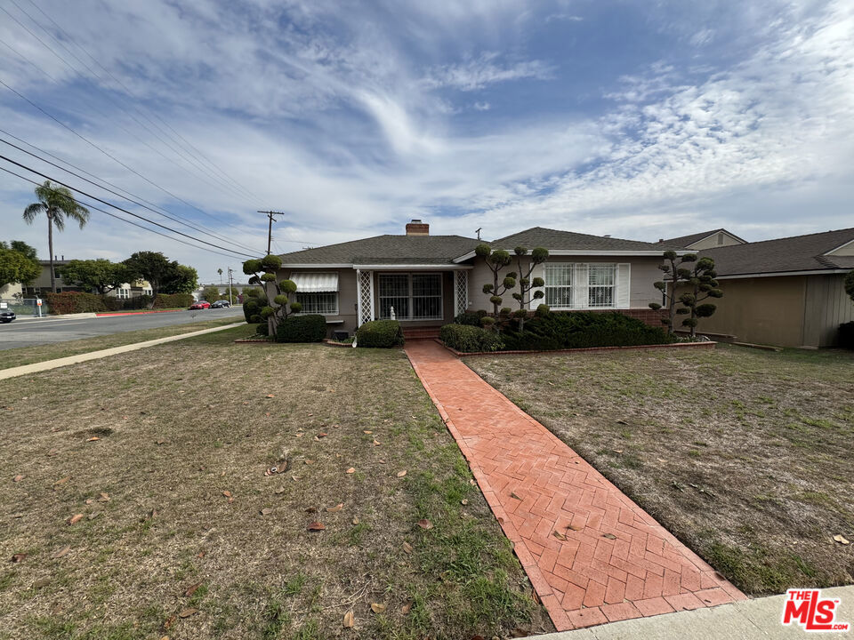 9300 S 11Th Street, Inglewood, Ca 90305 ≪Span Style='BackgroundColor:transparent;Padding:0Px;'≫ ≪Small≫ ≪I≫ ≪/I≫ ≪/Small≫≪/Span≫ Real Estate 39Eab977 89Cc 4F38 9159 28303166F502 9300 S 11Th Street, Inglewood, Ca 90305 ≪Span Style='BackgroundColor:transparent;Padding:0Px;'≫ ≪Small≫ ≪I≫ ≪/I≫ ≪/Small≫≪/Span≫