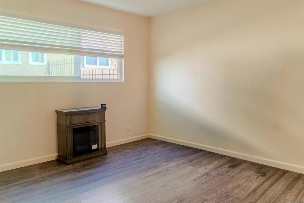 1629 Pentecost Way - photo 9