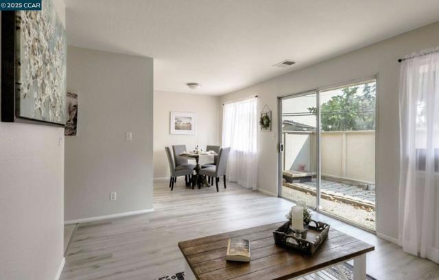 1095 Mohr Ln, Concord CA: https://media.crmls.org/mediaz/39ec67bb-c086-4771-8d5b-fcbf2d61c8fd.jpg